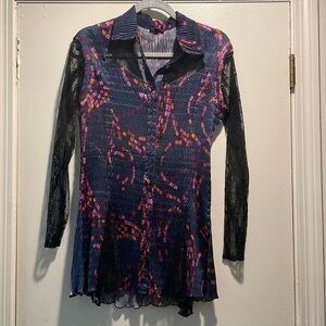 Komarov Multicolor Vented Lace Long Sleeves Crinkled Square Button Down Top